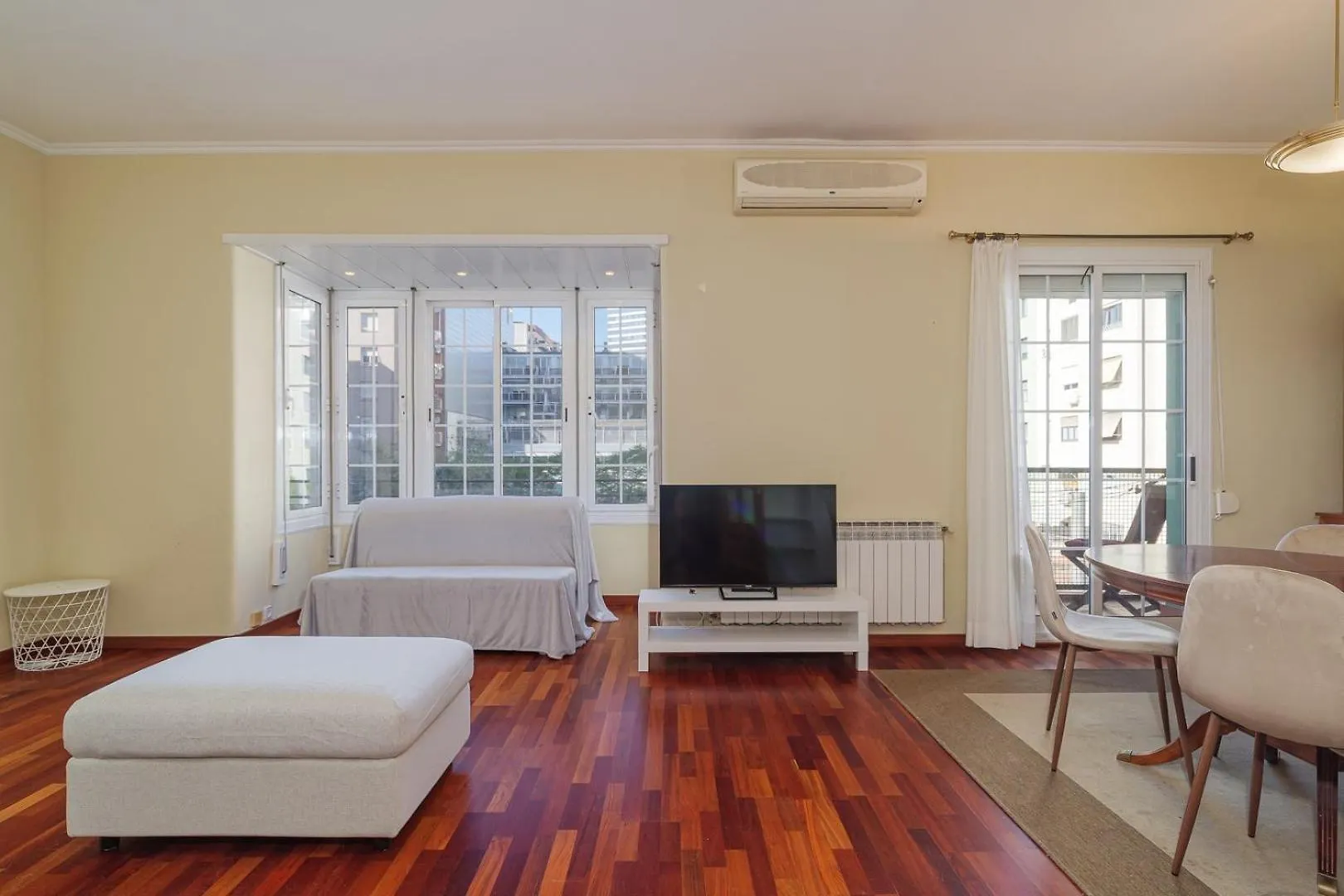 Guestready - Calle Paris En Barcelona Corazon 0*,