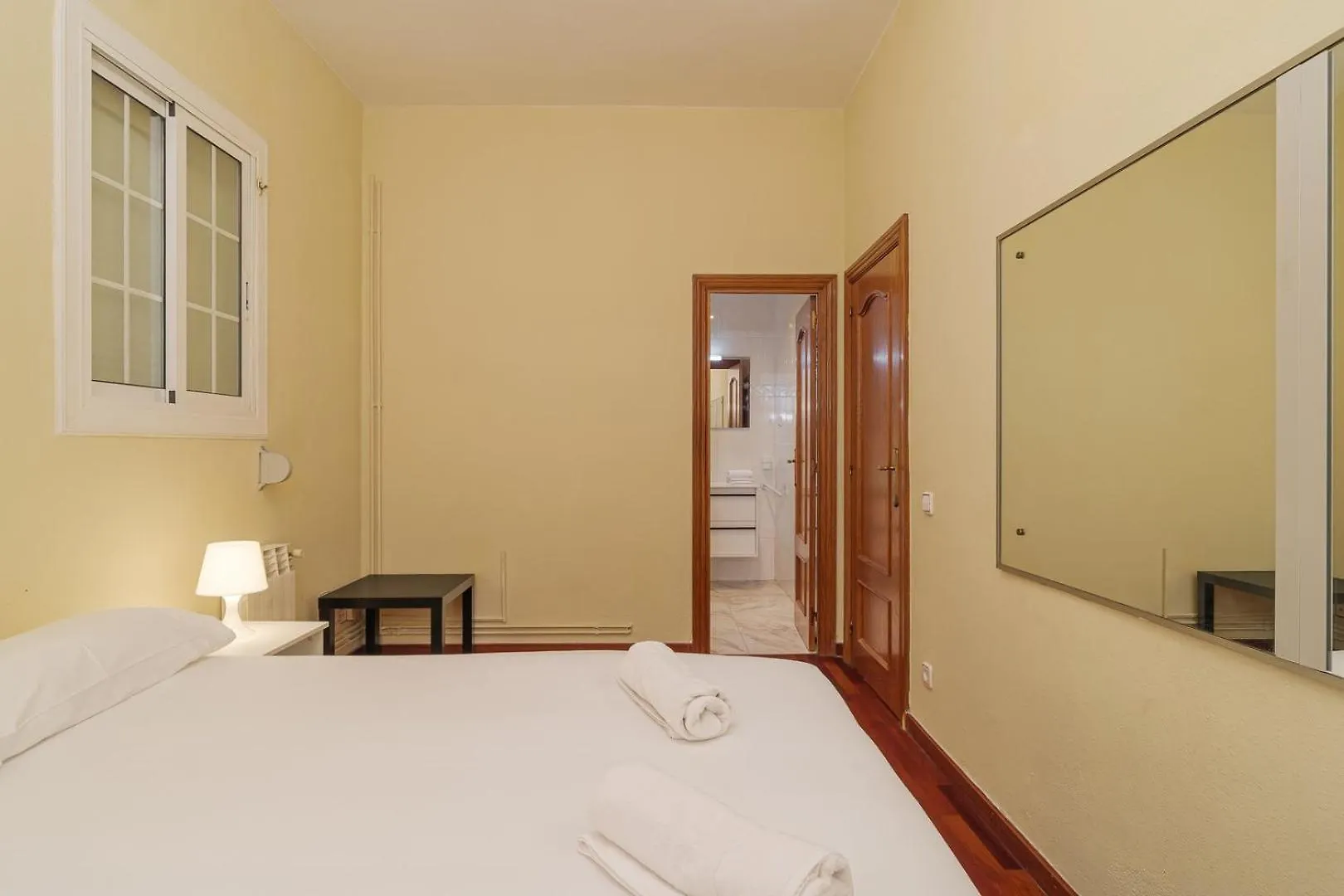 Διαμέρισμα Guestready - Calle Paris En Barcelona Corazon