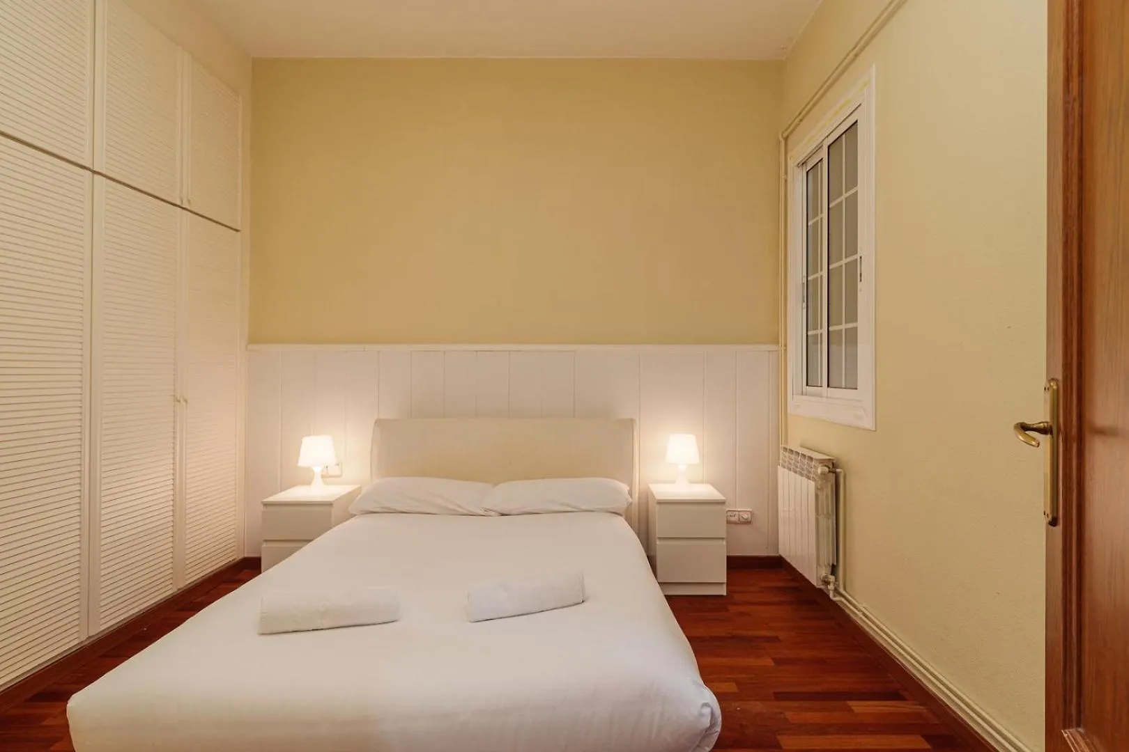 Guestready - Calle Paris En Barcelona Corazon